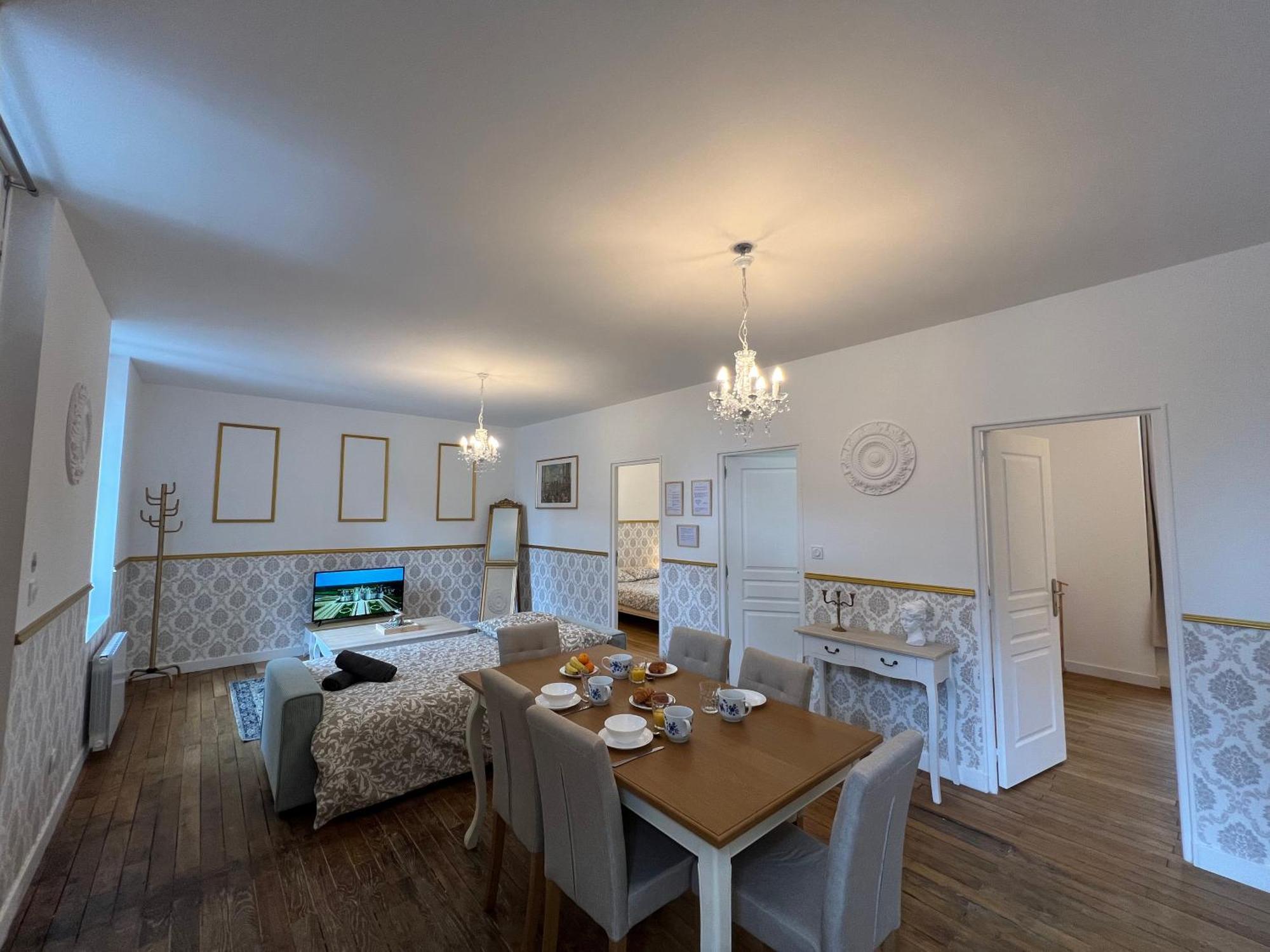Le Renaissance - Home Homy Montlucon Ngoại thất bức ảnh