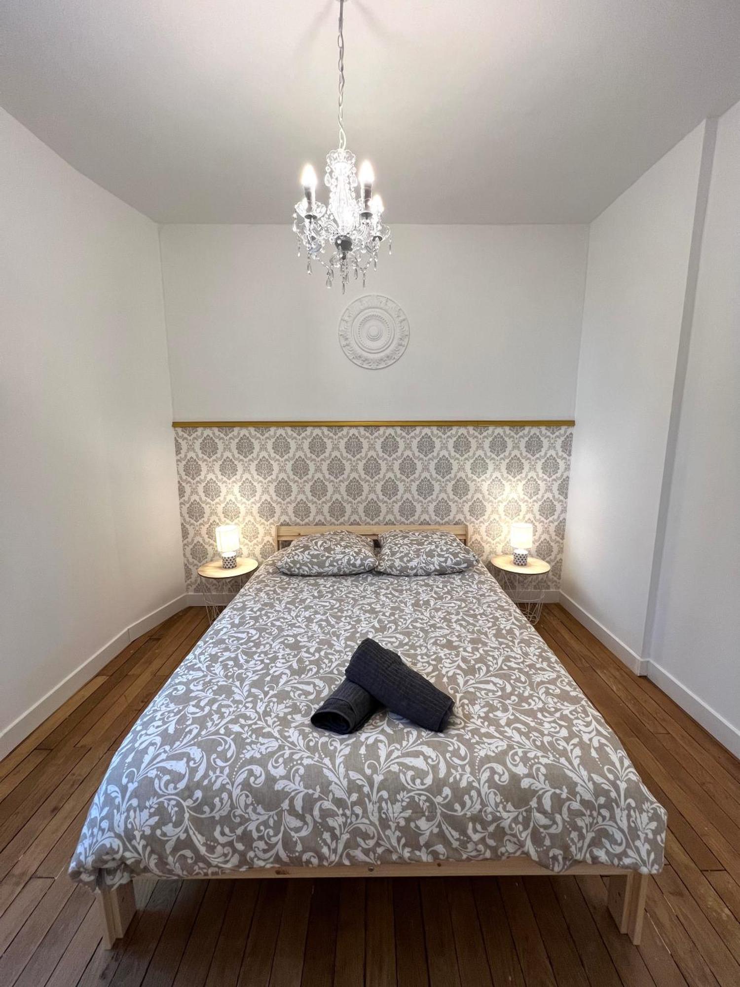 Le Renaissance - Home Homy Montlucon Ngoại thất bức ảnh