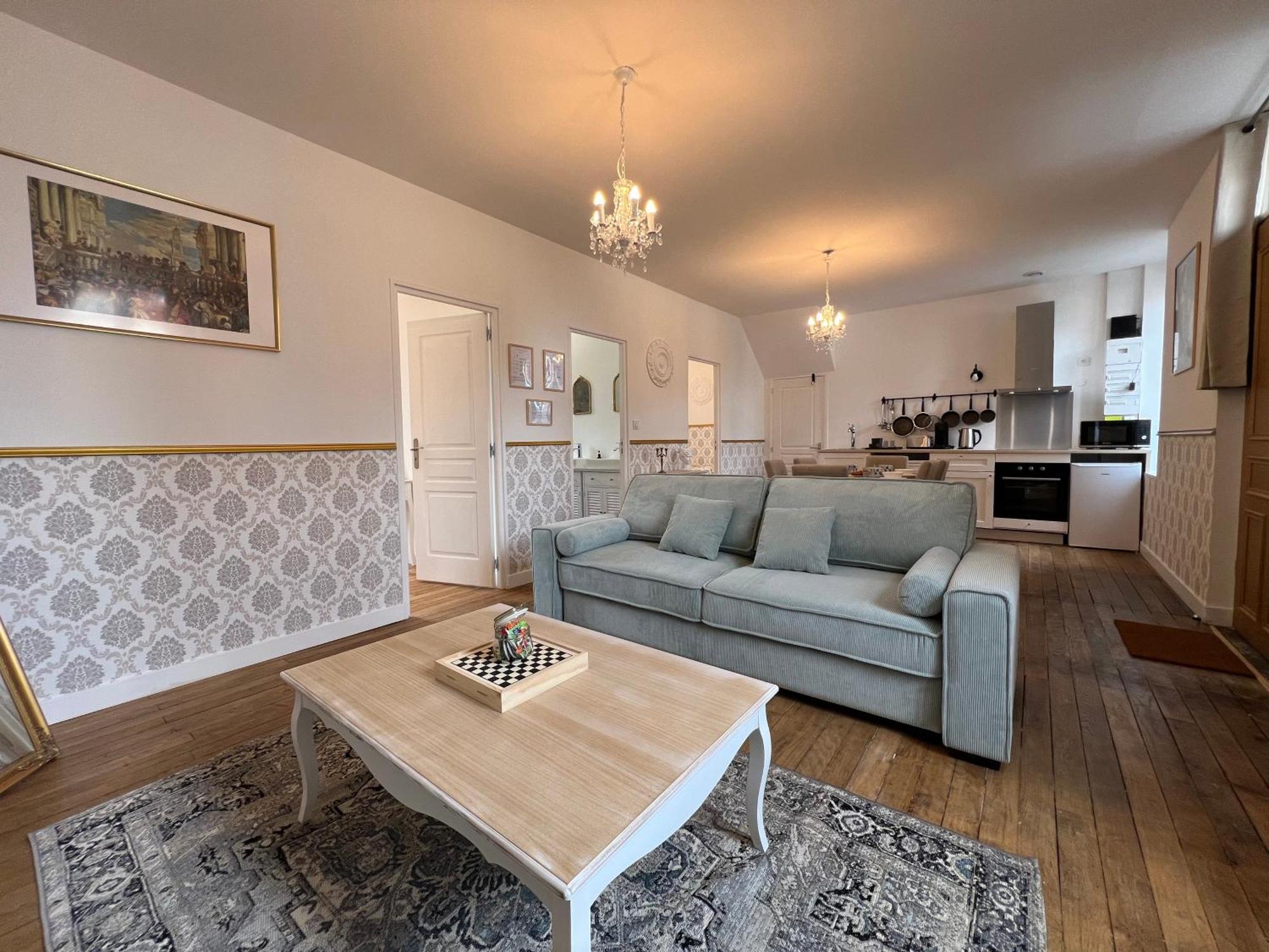 Le Renaissance - Home Homy Montlucon Ngoại thất bức ảnh
