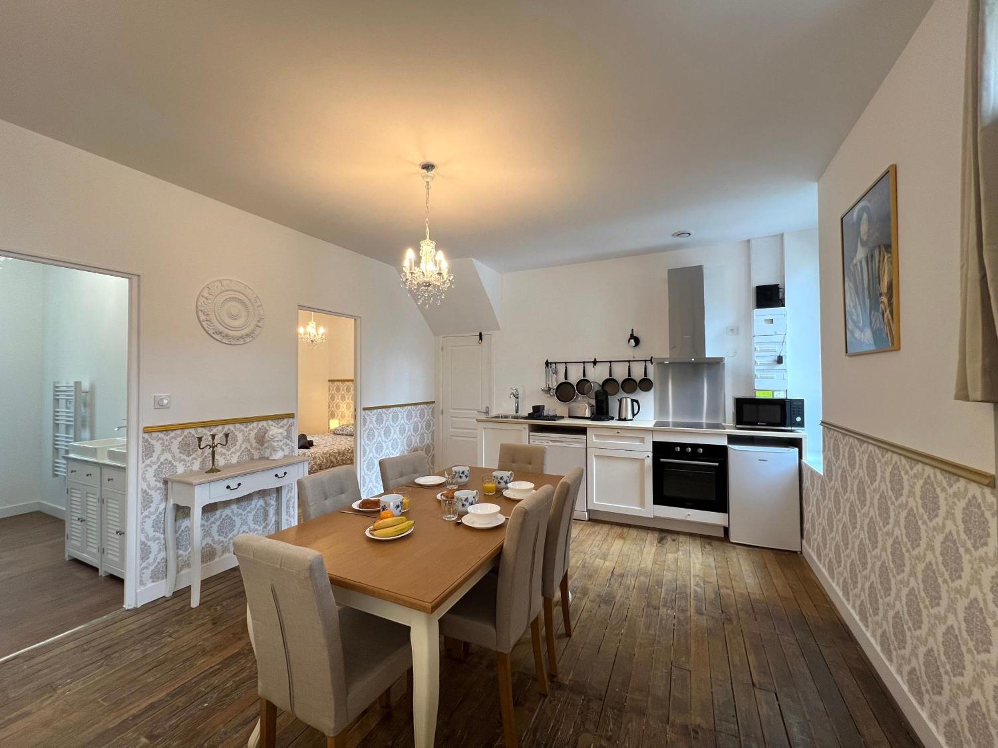 Le Renaissance - Home Homy Montlucon Ngoại thất bức ảnh